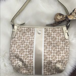 Coach handbag! Cute cute cute! Just like new.